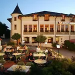 Schwarz Hotell Mehring (Bavaria)