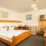 Schwarz Hotell Mehring (Bavaria)