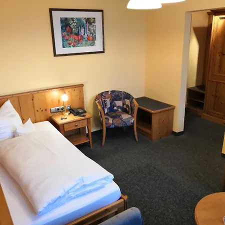 Schwarz Hotel 3*