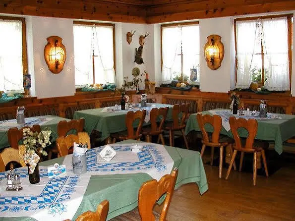 Hotel Schwarz Mehring (Bavaria)