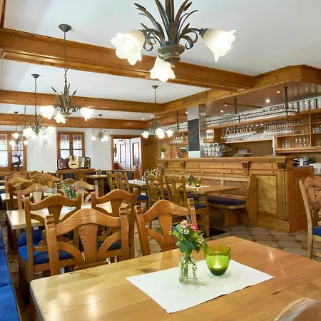Schwarz Hotel